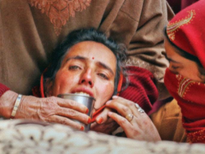 Target Killing Again in Kashmir, Kashmiri Pandit Killed by Terrorists in Pulwama; Attack premeditated | काश्मिरात पुन्हा टार्गेट किलिंग, पुलवामात दहशतवाद्यांकडून काश्मिरी पंडिताची हत्या; हल्ला पूर्वनियोजित Target Killing Again in Kashmir, Kashmiri Pandit Killed by Terrorists in Pulwama; Attack premeditated | काश्मिरात पुन्हा टार्गेट किलिंग, पुलवामात दहशतवाद्यांकडून काश्मिरी पंडिताची हत्या; हल्ला पूर्वनियोजित