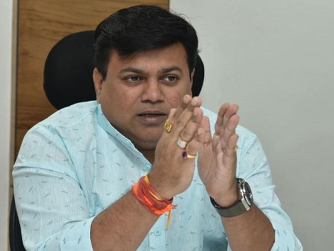 university exams impossible to take place until November; Uday Samant's explanation on UGC | सप्टेंबर काय, नोव्हेंबरपर्यंत विद्यापीठांच्या परीक्षा होणे अशक्य; उदय सामंत यांचे युजीसीवर स्पष्टीकरण university exams impossible to take place until November; Uday Samant's explanation on UGC | सप्टेंबर काय, नोव्हेंबरपर्यंत विद्यापीठांच्या परीक्षा होणे अशक्य; उदय सामंत यांचे युजीसीवर स्पष्टीकरण