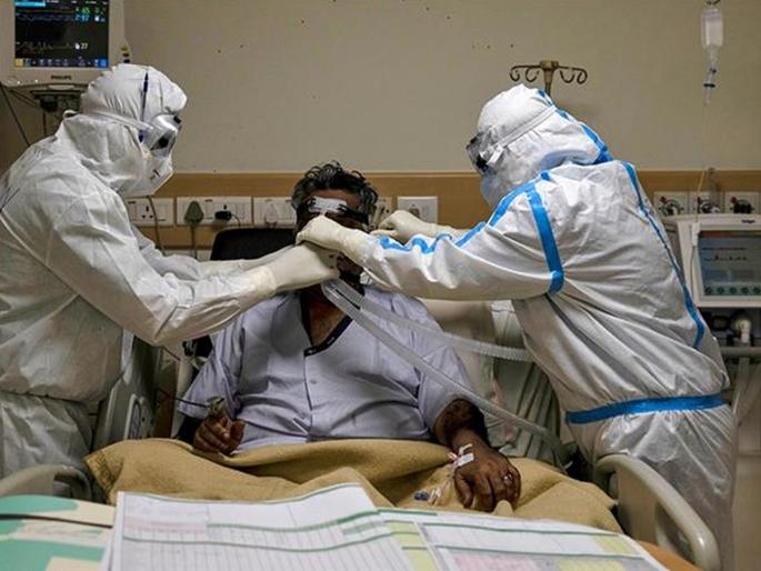 OMG! corona Negative patient get positive for the second time in a month | बापरे! कोरोना पाठ सोडेना; निगेटिव्ह रुग्ण महिनाभरात दुसऱ्यांदा पॉझिटिव्ह OMG! corona Negative patient get positive for the second time in a month | बापरे! कोरोना पाठ सोडेना; निगेटिव्ह रुग्ण महिनाभरात दुसऱ्यांदा पॉझिटिव्ह