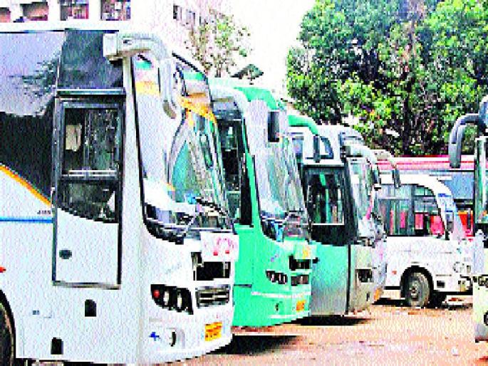 Action on private bus, 8 notice to eight | खासगी बसवर कारवाई सुरू, आठ जणांना नोटीस Action on private bus, 8 notice to eight | खासगी बसवर कारवाई सुरू, आठ जणांना नोटीस