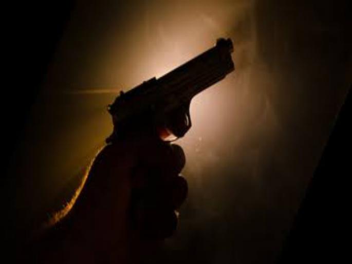 institute director arrested in the case of threatening teacher shoot | शिक्षकाला गोळ्या घालण्याची धमकी देणाऱ्या संस्थाचालकाला अटक institute director arrested in the case of threatening teacher shoot | शिक्षकाला गोळ्या घालण्याची धमकी देणाऱ्या संस्थाचालकाला अटक