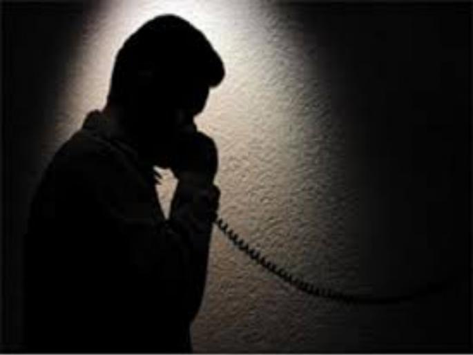 If you want to do development work, give me a ransom of Rs 1 lakh; Threatening call to corporator's husband | विकास कामे करायची असेल तर मला १ लाखांची खंडणी दे; नगरसेविकेच्या पतीला धमकीचा फोन If you want to do development work, give me a ransom of Rs 1 lakh; Threatening call to corporator's husband | विकास कामे करायची असेल तर मला १ लाखांची खंडणी दे; नगरसेविकेच्या पतीला धमकीचा फोन