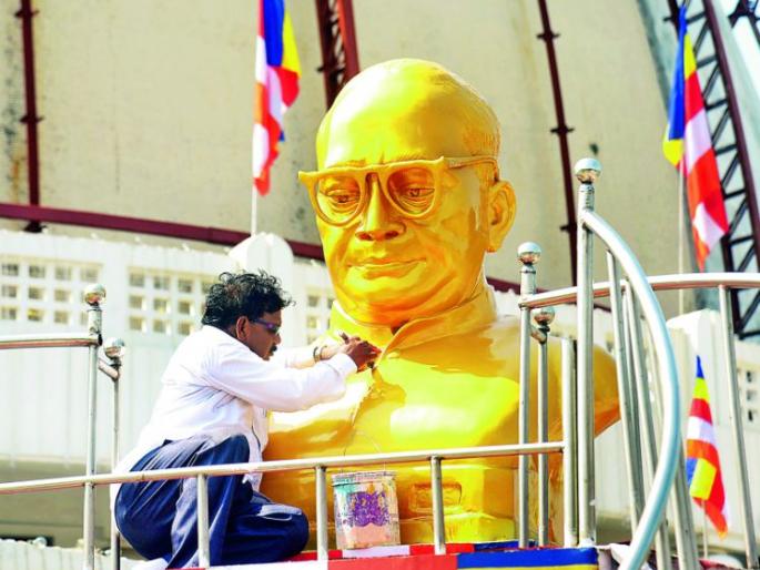 The final stage of preparation for the Dhammadeekhsa ceremony | धम्मदीक्षा सोहळ्याची तयारी अंतिम टप्प्यात