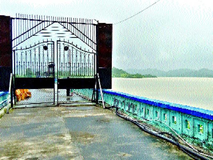 In the security of the maiden security, CCTV's 13 cameras closed for two months | धामणीची सुरक्षा धोक्यात, सीसीटीव्हीचे १३ कॅमेरे दोन महिने बंद In the security of the maiden security, CCTV's 13 cameras closed for two months | धामणीची सुरक्षा धोक्यात, सीसीटीव्हीचे १३ कॅमेरे दोन महिने बंद