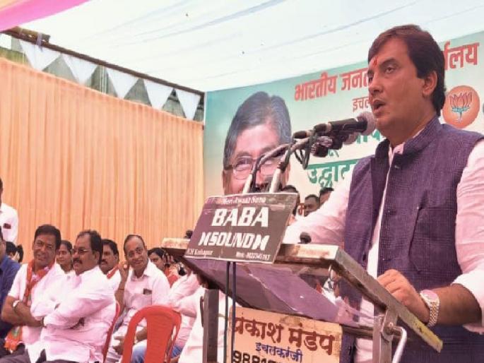 During Mahavikas Aghadi period there is not a single march, how come it happens only after BJP comes, Question by MP Dhananjay Mahadik | ‘मविआ’च्या काळात एकही मोर्चा नाही, भाजप आल्यानंतरच कसे घडते; धनंजय महाडिक यांचा सवाल  During Mahavikas Aghadi period there is not a single march, how come it happens only after BJP comes, Question by MP Dhananjay Mahadik | ‘मविआ’च्या काळात एकही मोर्चा नाही, भाजप आल्यानंतरच कसे घडते; धनंजय महाडिक यांचा सवाल