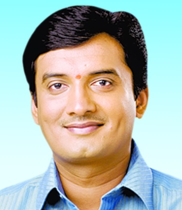 Do not pour water in the buds of milk producers: Dhananjay Mahadik | दूध उत्पादकांच्या चुलीत पाणी ओतू नका : धनंजय महाडिक  Do not pour water in the buds of milk producers: Dhananjay Mahadik | दूध उत्पादकांच्या चुलीत पाणी ओतू नका : धनंजय महाडिक