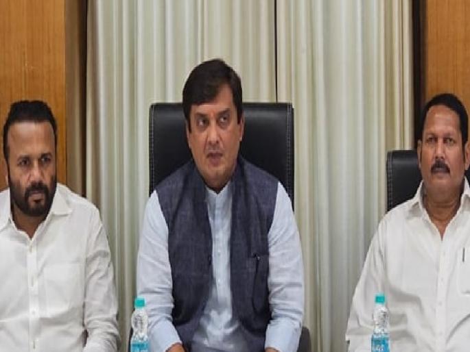 BJP claims only 543 constituencies in the country, The candidate of the alliance will win in Satara | साताऱ्यात युतीच्या उमेदवाराला विजयी करु - धनंजय महाडिक BJP claims only 543 constituencies in the country, The candidate of the alliance will win in Satara | साताऱ्यात युतीच्या उमेदवाराला विजयी करु - धनंजय महाडिक