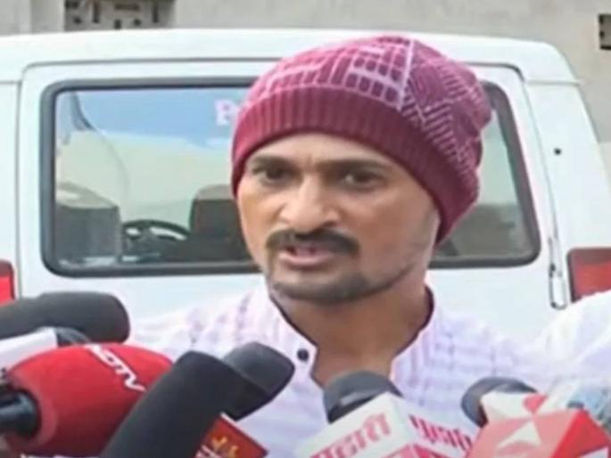 If even one accused escapes, we will take extreme steps; Dhananjay Deshmukh warns | एकही आरोपी सुटला, तर टोकाचे पाऊल उचलू; धनंजय देशमुख यांचा इशारा If even one accused escapes, we will take extreme steps; Dhananjay Deshmukh warns | एकही आरोपी सुटला, तर टोकाचे पाऊल उचलू; धनंजय देशमुख यांचा इशारा