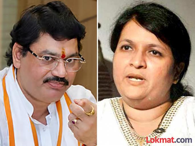 Dhananjay Munde file a defamation case against Anjali Damania in the Bombay High Court | "दिवसातून दोनदा माझ्यावर खोटे आरोप"; अंजली दमानियांविरोधात धनंजय मुंडे उचलणार मोठं पाऊल Dhananjay Munde file a defamation case against Anjali Damania in the Bombay High Court | "दिवसातून दोनदा माझ्यावर खोटे आरोप"; अंजली दमानियांविरोधात धनंजय मुंडे उचलणार मोठं पाऊल