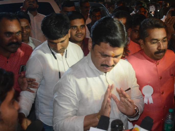 dhananjay munde said our intention and the view is clear in kalyna | नियत साफ असते; दृष्टिकोन साफ असतो तेव्हा धन्याचा धनुभाऊ होतो: धनंजय मुंडे dhananjay munde said our intention and the view is clear in kalyna | नियत साफ असते; दृष्टिकोन साफ असतो तेव्हा धन्याचा धनुभाऊ होतो: धनंजय मुंडे