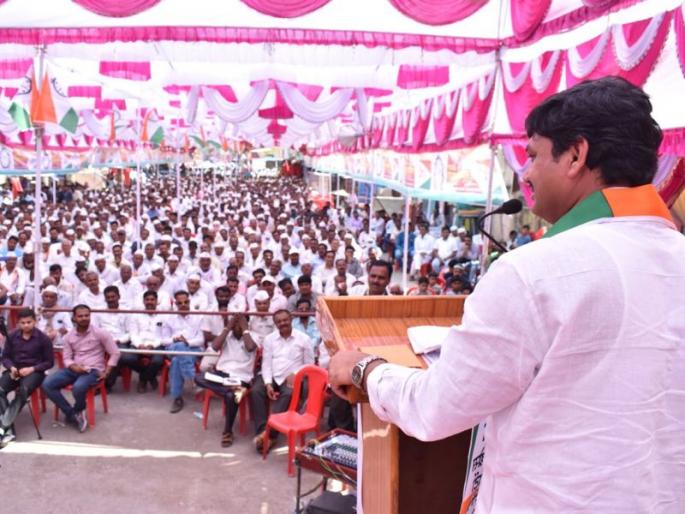 There is no Modi wave in Maharashtra - Dhananjay Munde | महाराष्ट्रात मोदींची लाट दिसत नाही- धनंजय मुंडे