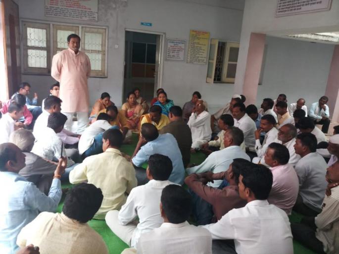 Dhangar community gear up for reservation; Agitation On 13th August | धनगर समाजाने आरक्षणासाठी फुकले रणशिंग; १३ आॅगस्टला जिल्हाधिकारी कार्यालयावर धरणे Dhangar community gear up for reservation; Agitation On 13th August | धनगर समाजाने आरक्षणासाठी फुकले रणशिंग; १३ आॅगस्टला जिल्हाधिकारी कार्यालयावर धरणे