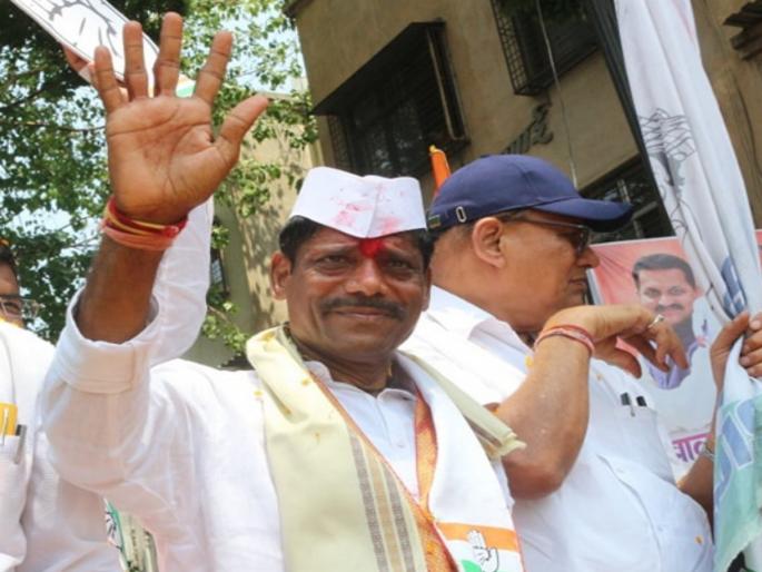 pune loksabha congress candidate ravindra dhangekar voting decreases in kasba peth | कसब्याचा करिष्मा कसब्यातच फसला! धंगेकरांची उमेदवारी स्थानिक नेत्यांना आवडली नाही का? pune loksabha congress candidate ravindra dhangekar voting decreases in kasba peth | कसब्याचा करिष्मा कसब्यातच फसला! धंगेकरांची उमेदवारी स्थानिक नेत्यांना आवडली नाही का?