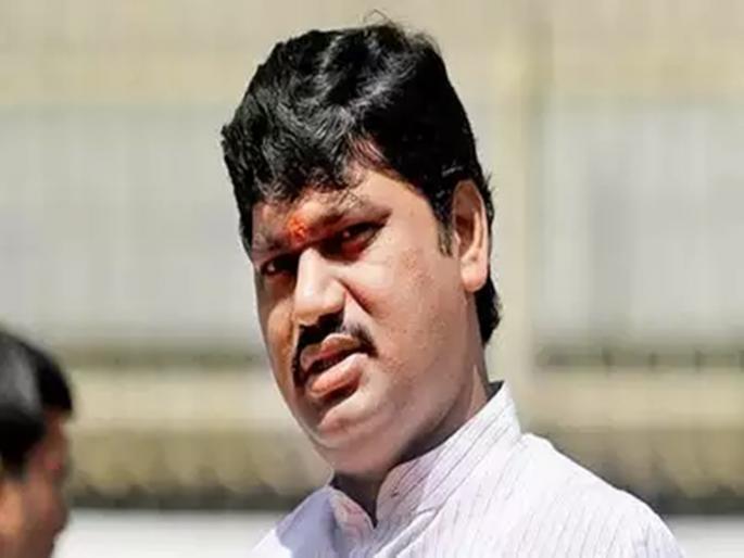 Supreme Court listen Dhananjay Mundane side | तूर्तास दिलासा ; सर्वोच्च न्यायालय धनंजय मुंडेंची बाजू ऐकून घेणार Supreme Court listen Dhananjay Mundane side | तूर्तास दिलासा ; सर्वोच्च न्यायालय धनंजय मुंडेंची बाजू ऐकून घेणार