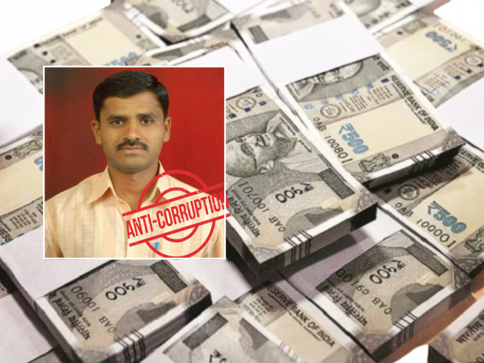 Accounting officer of Shri Tuljabhavani Temple Trust arrested for accepting bribe of 6 lakhs | श्री तुळजाभवानी मंदिर ट्रस्टचा लेखाधिकारी ६ लाखांची लाच घेताना रंगेहात अटकेत Accounting officer of Shri Tuljabhavani Temple Trust arrested for accepting bribe of 6 lakhs | श्री तुळजाभवानी मंदिर ट्रस्टचा लेखाधिकारी ६ लाखांची लाच घेताना रंगेहात अटकेत