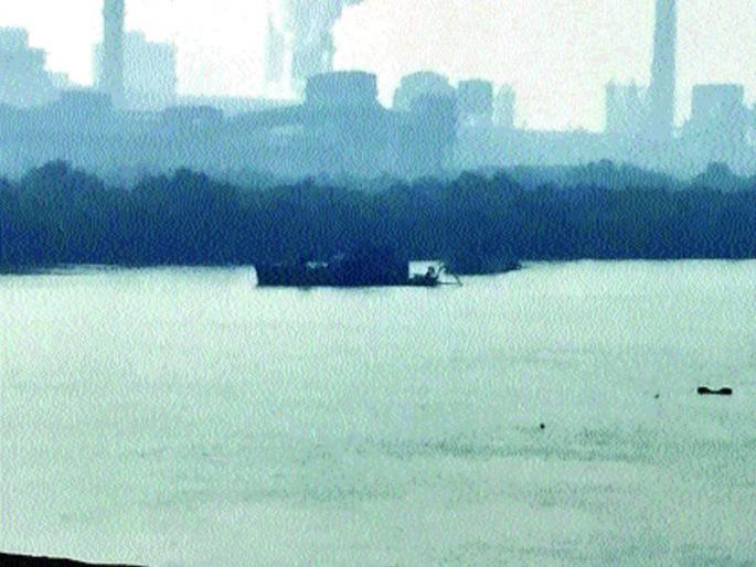 Committee Against Pollution in Dharmtar Bay, Establishing three committees in a row | धरमतर खाडीतील प्रदूषणावर पुन्हा समितीचा उतारा, सलग तीन समित्या स्थापन Committee Against Pollution in Dharmtar Bay, Establishing three committees in a row | धरमतर खाडीतील प्रदूषणावर पुन्हा समितीचा उतारा, सलग तीन समित्या स्थापन