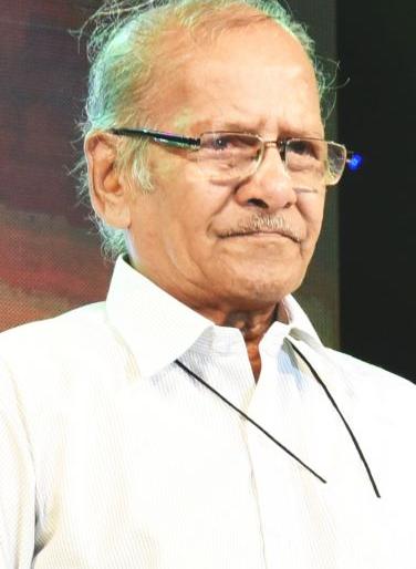 Kalmalkar Dharap, a recipient of the Jivyavrata Award | कमलाकर धारप यांना जीवनव्रती पुरस्कार जाहीर Kalmalkar Dharap, a recipient of the Jivyavrata Award | कमलाकर धारप यांना जीवनव्रती पुरस्कार जाहीर