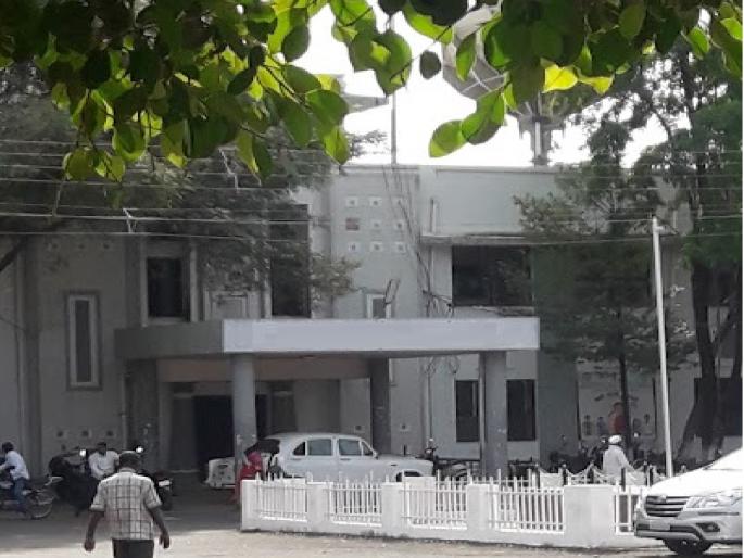 Malpractice; Dharashiv District Collector's proposal for action against Deputy District Collector | कामकाजात कसूर; उपजिल्हाधिकाऱ्यावर कार्यवाहीसाठी धाराशिव जिल्हाधिकाऱ्यांचा प्रस्ताव Malpractice; Dharashiv District Collector's proposal for action against Deputy District Collector | कामकाजात कसूर; उपजिल्हाधिकाऱ्यावर कार्यवाहीसाठी धाराशिव जिल्हाधिकाऱ्यांचा प्रस्ताव