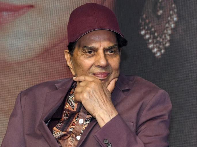Bollywood's 'He-Man' Dharmendra admitted to ICU; Having trouble breathing, Sunny-Bobby taking care | बॉलिवूडचे 'ही-मॅन' धर्मेंद्र ICU मध्ये दाखल; श्वास घ्यायला होतोय त्रास, सनी-बॉबी घेताहेत काळजी Bollywood's 'He-Man' Dharmendra admitted to ICU; Having trouble breathing, Sunny-Bobby taking care | बॉलिवूडचे 'ही-मॅन' धर्मेंद्र ICU मध्ये दाखल; श्वास घ्यायला होतोय त्रास, सनी-बॉबी घेताहेत काळजी
