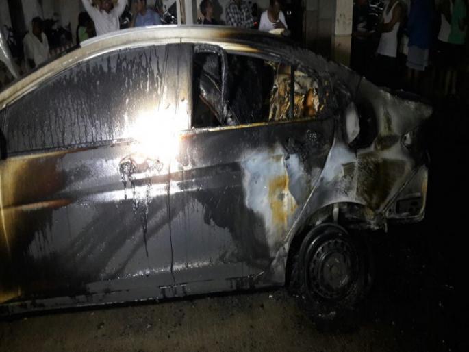 Both of arrested for case of luxury cars burning at dhayari | खुन्नस काढण्यासाठी आलिशान गाड्या पेटवून देणाऱ्या दोघांना अटक Both of arrested for case of luxury cars burning at dhayari | खुन्नस काढण्यासाठी आलिशान गाड्या पेटवून देणाऱ्या दोघांना अटक