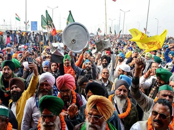 Central government's proposal rejected by farmers; Preparing to march to Delhi tomorrow | केंद्र सरकारचा प्रस्ताव शेतकऱ्यांनी धुडकावला; उद्या दिल्लीकडे कूच करण्याची तयारी Central government's proposal rejected by farmers; Preparing to march to Delhi tomorrow | केंद्र सरकारचा प्रस्ताव शेतकऱ्यांनी धुडकावला; उद्या दिल्लीकडे कूच करण्याची तयारी
