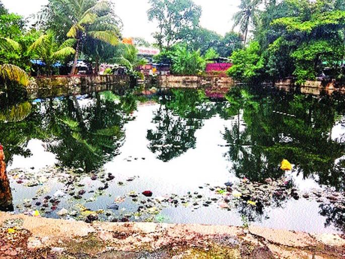 KDMC's Ganeshotsav policy in bouquet; Ignoring the cleaning of immersion ponds | केडीएमसीचे गणेशोत्सवाचे धोरण गुलदस्त्यात; विसर्जन तलावांच्या सफाईकडे दुर्लक्ष KDMC's Ganeshotsav policy in bouquet; Ignoring the cleaning of immersion ponds | केडीएमसीचे गणेशोत्सवाचे धोरण गुलदस्त्यात; विसर्जन तलावांच्या सफाईकडे दुर्लक्ष