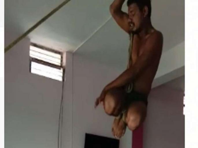 Video: Shocking! Youth Force Taluka chief beats up truck driver | Video : धक्कादायक ! युवासेना तालुका प्रमुखाकडून ट्रक चालकाला वरती टांगून मारहाण Video: Shocking! Youth Force Taluka chief beats up truck driver | Video : धक्कादायक ! युवासेना तालुका प्रमुखाकडून ट्रक चालकाला वरती टांगून मारहाण