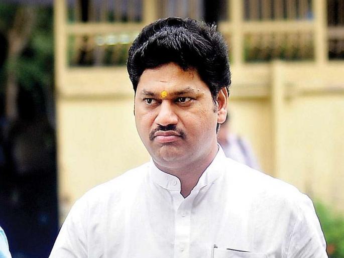 Take back the history of Shivaji Maharaj in the 4th std ... Dhananjay Munde warn to government | अभ्यासक्रमात शिवाजी महाराजांचा इतिहास परत घ्या अन्यथा... धनंजय मुंडेंचा इशारा Take back the history of Shivaji Maharaj in the 4th std ... Dhananjay Munde warn to government | अभ्यासक्रमात शिवाजी महाराजांचा इतिहास परत घ्या अन्यथा... धनंजय मुंडेंचा इशारा