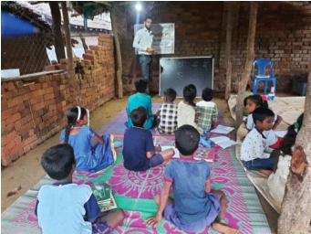 Let's learn, let's move on! | चला, शिक्षण घेऊ या पुढे जाऊ या !