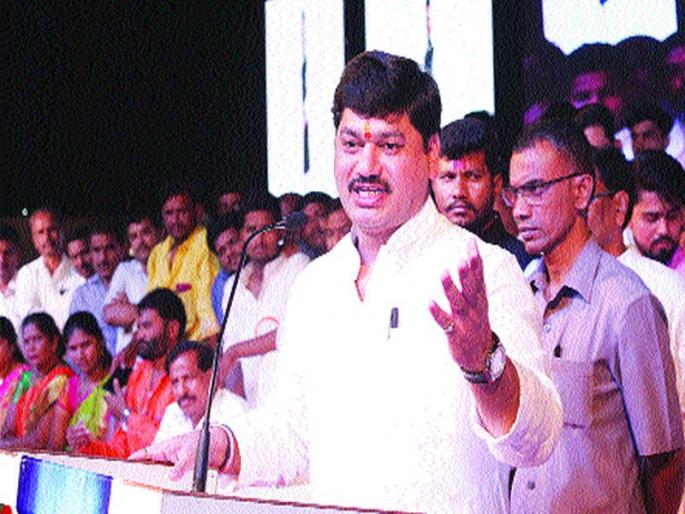 My mother and my grandchildren are known to the district, I am running the struggle for the common people. | माझं अन् मुंडेसाहेबांच नात जिल्ह्याला माहितीय, सर्वसामान्यांसाठी मी चालवतोय संघर्षाचा वारसा My mother and my grandchildren are known to the district, I am running the struggle for the common people. | माझं अन् मुंडेसाहेबांच नात जिल्ह्याला माहितीय, सर्वसामान्यांसाठी मी चालवतोय संघर्षाचा वारसा