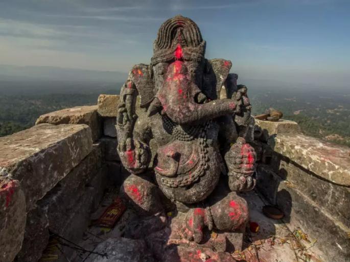 The journey of the secret Ganesha temple on Dholkal mountain is special for Angarki! | ढोलकल डोंगरावरील गुप्त गणेश मंदिराची शब्दसफर खास अंगारकीनिमित्त! The journey of the secret Ganesha temple on Dholkal mountain is special for Angarki! | ढोलकल डोंगरावरील गुप्त गणेश मंदिराची शब्दसफर खास अंगारकीनिमित्त!