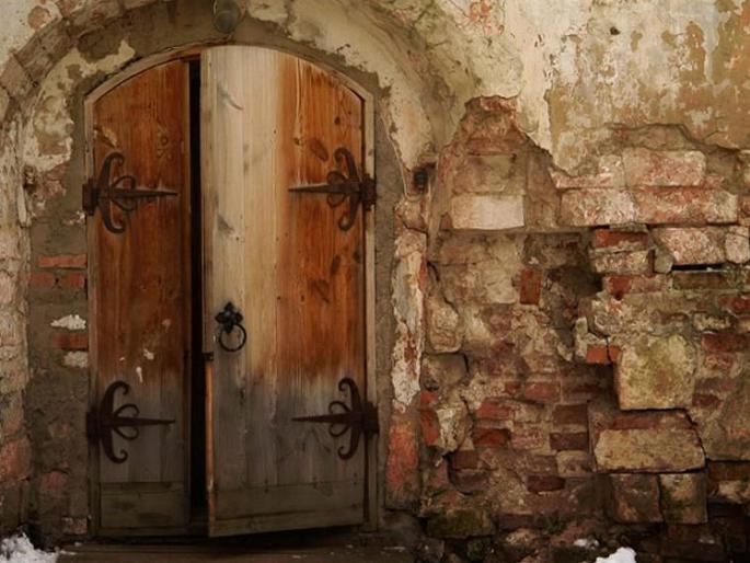 Maharana school of dholpur rooms opened after 115 years api | ११५ वर्षांनी उघडल्या धौलपूरच्या महाराणाच्या बंद खोल्या, सापडलेला 'खजिना' पाहून सगळेच चक्रावले! Maharana school of dholpur rooms opened after 115 years api | ११५ वर्षांनी उघडल्या धौलपूरच्या महाराणाच्या बंद खोल्या, सापडलेला 'खजिना' पाहून सगळेच चक्रावले!