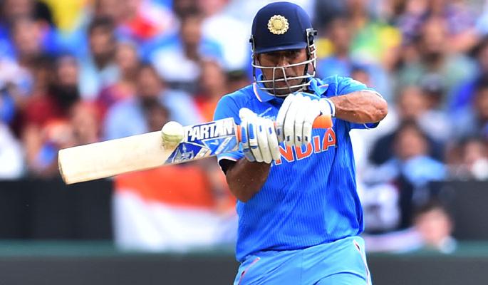 Indian selector play down ms dhoni retirement's rumours | निवड समिती प्रमुखांचे धोनीच्या निवृत्तीबाबत महत्त्वाचे अपडेट्स 