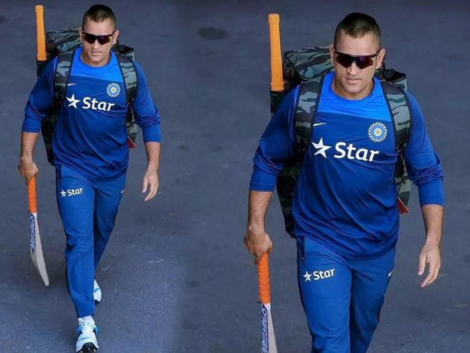 Never underestimate the importance of MS Dhoni: Michael Clarke warns critics after India's series defeat | धोनीला कमी लेखण्याची चूक करू नका, ऑस्ट्रेलियाच्या दिग्गजाचा इशारा