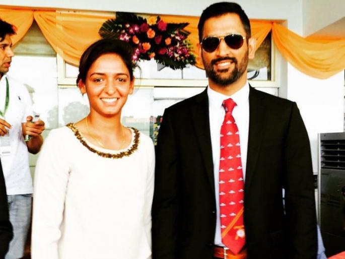 ICC World Twenty20: Captain Harmanpreet Kaur equals Captain Dhoni's record | ICC World Twenty20 : कर्णधार हरमनप्रीत कौरची कॅप्टन कूल धोनीच्या विक्रमाशी बरोबरी