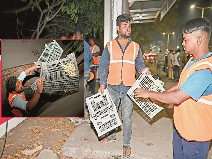 Protest against encroachments! MIM workers block Jalna Road | अतिक्रमणांवरून राडा! एमआयएमच्या कार्यकर्त्यांनी केला जालना रोड जाम Protest against encroachments! MIM workers block Jalna Road | अतिक्रमणांवरून राडा! एमआयएमच्या कार्यकर्त्यांनी केला जालना रोड जाम