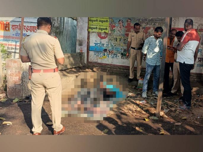 Death of a young man in the passenger shelter at Dhorpagaon | ढोरपगाव येथील प्रवासी निवाऱ्यात युवकाचा मृत्यू, बुलढाण्यातील घटना Death of a young man in the passenger shelter at Dhorpagaon | ढोरपगाव येथील प्रवासी निवाऱ्यात युवकाचा मृत्यू, बुलढाण्यातील घटना