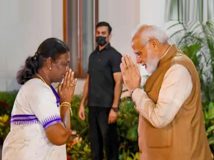 President elected draupadi murmu gets bumper cross votes From Rajasthan to Assam congress lost most Mamata also failed | द्रौपदी मुर्मूंसाठी जबरदस्त क्रॉस व्होटिंग! राजस्थान ते आसामपर्यंत विरोधकांत उभी फूट, ममताही झाल्या फेल President elected draupadi murmu gets bumper cross votes From Rajasthan to Assam congress lost most Mamata also failed | द्रौपदी मुर्मूंसाठी जबरदस्त क्रॉस व्होटिंग! राजस्थान ते आसामपर्यंत विरोधकांत उभी फूट, ममताही झाल्या फेल