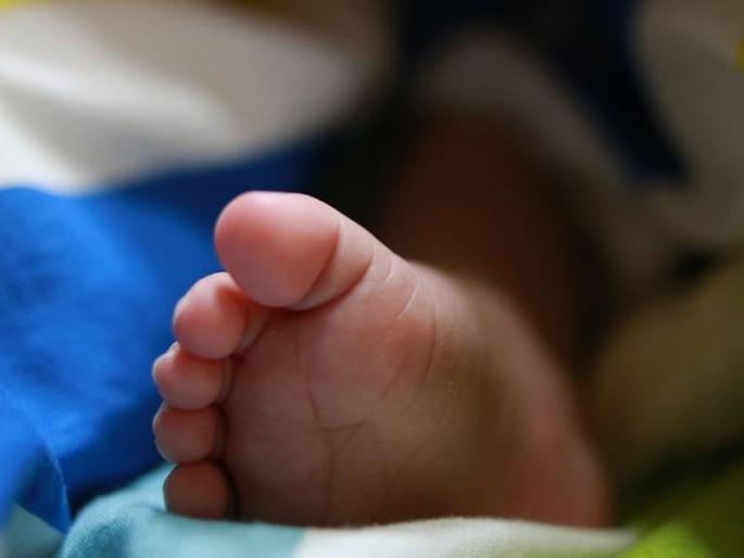Bhandara Fire: The joy of the birth of a daughter is sad, the ashes of dreams | हुंदके देत अबोल चिमुकलीला दिला अखेरचा निरोप; कन्याजन्माचा आनंद दु:खात, स्वप्नांची राखरांगोळी