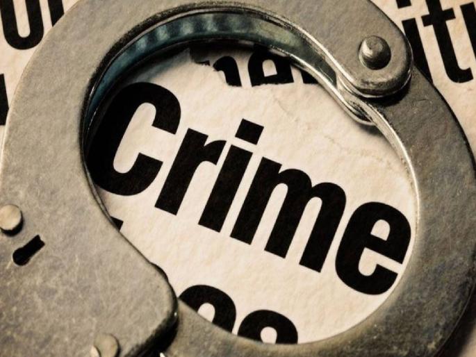 Road side 'win-lose' plot; 10 people picked up; | रोडच्या कडेला ‘हार-जीत’चा डाव; १० जणांना उचलले; वासखेडी रोडवर ‘एलसीबी’ची कारवाई Road side 'win-lose' plot; 10 people picked up; | रोडच्या कडेला ‘हार-जीत’चा डाव; १० जणांना उचलले; वासखेडी रोडवर ‘एलसीबी’ची कारवाई