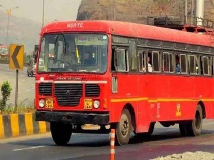 Maratha Reservation Protest ; 24 rounds of ST Buses going to Marathwada cancelled | मराठा आंदोलनाचे लोण; मराठवाड्यात जाणाऱ्या एसटीच्या २४ फेऱ्या रद्द Maratha Reservation Protest ; 24 rounds of ST Buses going to Marathwada cancelled | मराठा आंदोलनाचे लोण; मराठवाड्यात जाणाऱ्या एसटीच्या २४ फेऱ्या रद्द
