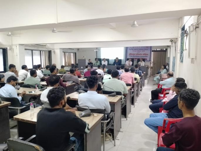 training for water sample testing for water conservationists to prevent diarrhea | अतिसार प्रतिबंधकसाठी जलसुरक्षकांना पाणी नमुने तपासणीचे धडे! training for water sample testing for water conservationists to prevent diarrhea | अतिसार प्रतिबंधकसाठी जलसुरक्षकांना पाणी नमुने तपासणीचे धडे!