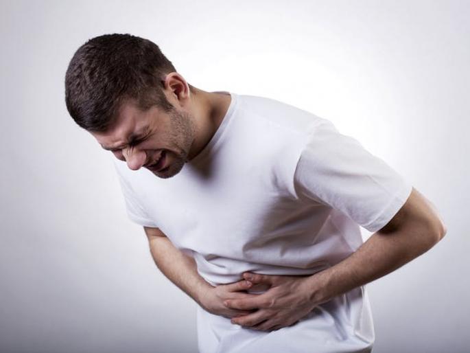 diarrhea what to eat when to eat what not to eat symptoms | जुलाबाने हैराण झाला आहात? वेळीच जाणून घ्या अशावेळी काय खाऊ नये! अन्यथा गंभीर धोके diarrhea what to eat when to eat what not to eat symptoms | जुलाबाने हैराण झाला आहात? वेळीच जाणून घ्या अशावेळी काय खाऊ नये! अन्यथा गंभीर धोके