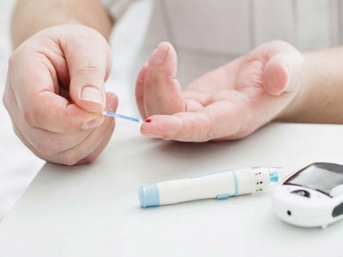 These are the reasons which causes diabetes | गोड पदार्थ खाल्याने नाही तर, 'या' कारणांनी वाढतो डायबिटीजचा धोका! These are the reasons which causes diabetes | गोड पदार्थ खाल्याने नाही तर, 'या' कारणांनी वाढतो डायबिटीजचा धोका!