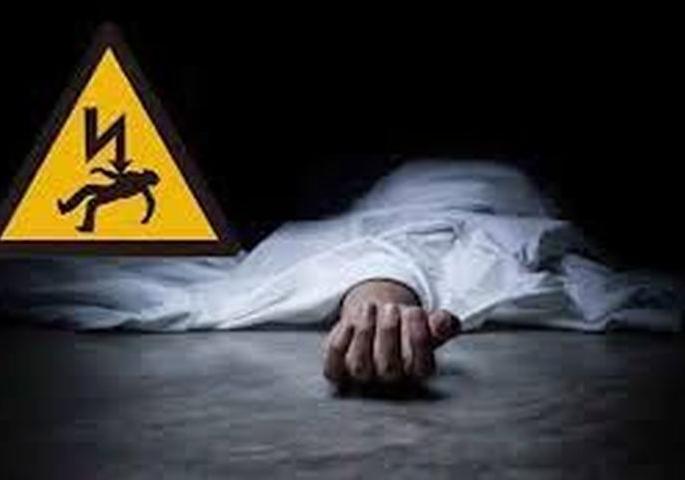 Youth dies of electric shock | विजेच्या धक्क्याने युवकाचा मृत्यू Youth dies of electric shock | विजेच्या धक्क्याने युवकाचा मृत्यू