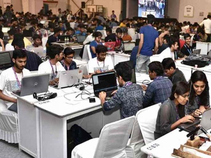 Registration of 21,000 youths in Solapur for jobs; Got only seven and a half hundred jobs | नोकरीसाठी सोलापुरातील २१ हजार युवकांची नोंदणी; मिळाले फक्त साडेसातशे रोजगार Registration of 21,000 youths in Solapur for jobs; Got only seven and a half hundred jobs | नोकरीसाठी सोलापुरातील २१ हजार युवकांची नोंदणी; मिळाले फक्त साडेसातशे रोजगार
