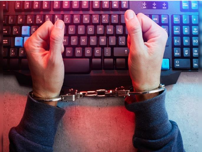 Digital arrest scam; Former Additional Industry Director duped of Rs 30 lakhs | डिजिटल अरेस्टचा फास; माजी अतिरिक्त उद्योग संचालक ३० लाखांना फसले