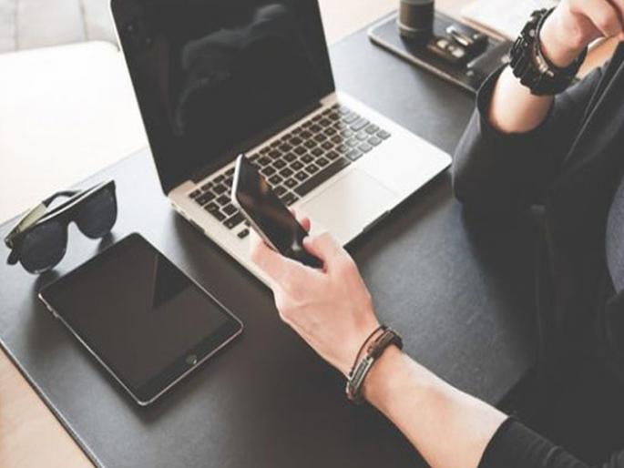 Switching between smartphone, PC and other digital devices increases the risk of obesity says a study | डिजिटल उपकरणांचा 'असा' वापर ठरू शकतो जाडेपणाचं कारण!