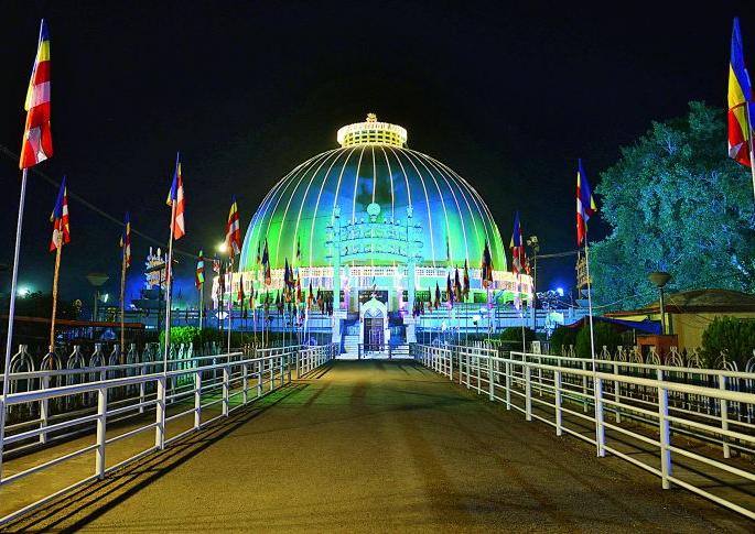 Dhammachakra Pravartan Din Ceremony: Independent Bandobast of traffic police | धम्मचक्र प्रवर्तन दिन सोहळा : वाहतूक पोलिसांचा स्वतंत्र बंदोबस्त Dhammachakra Pravartan Din Ceremony: Independent Bandobast of traffic police | धम्मचक्र प्रवर्तन दिन सोहळा : वाहतूक पोलिसांचा स्वतंत्र बंदोबस्त