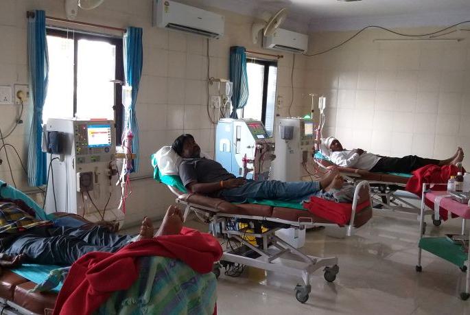 15 Dialysis Machine in Buldhana District under the Prime Minister's National Dialysis Program | पंतप्रधान राष्ट्रीय डायलेसीस कार्यक्रातंर्गत बुलडाणा जिल्ह्यात १५ डायलिसीस मशीन 
